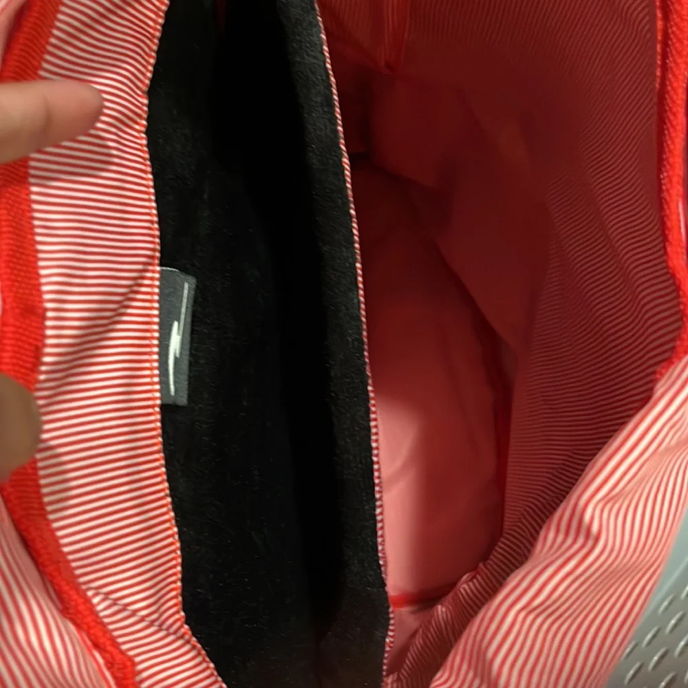 Backpack - Picture 6 of 7